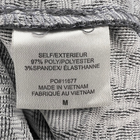 MEDIUM BOBEAU GREY FLORAL LACE LOOK FABRIC STRETCH  LONG SLEEVE TOP SWEATSHIRT - Picture 7 of 9